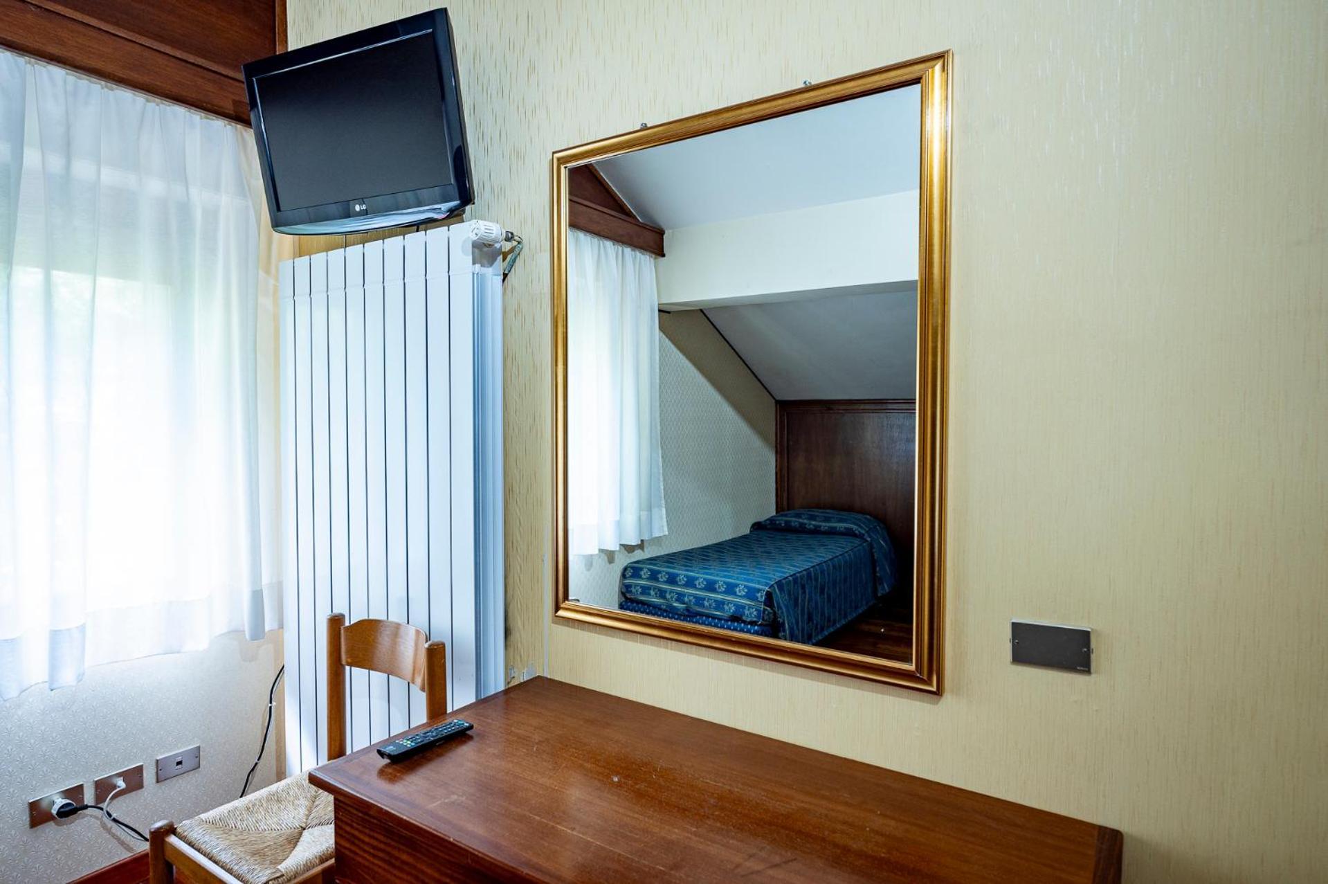 Hotel Corona & Spa Pescasseroli Ngoại thất bức ảnh