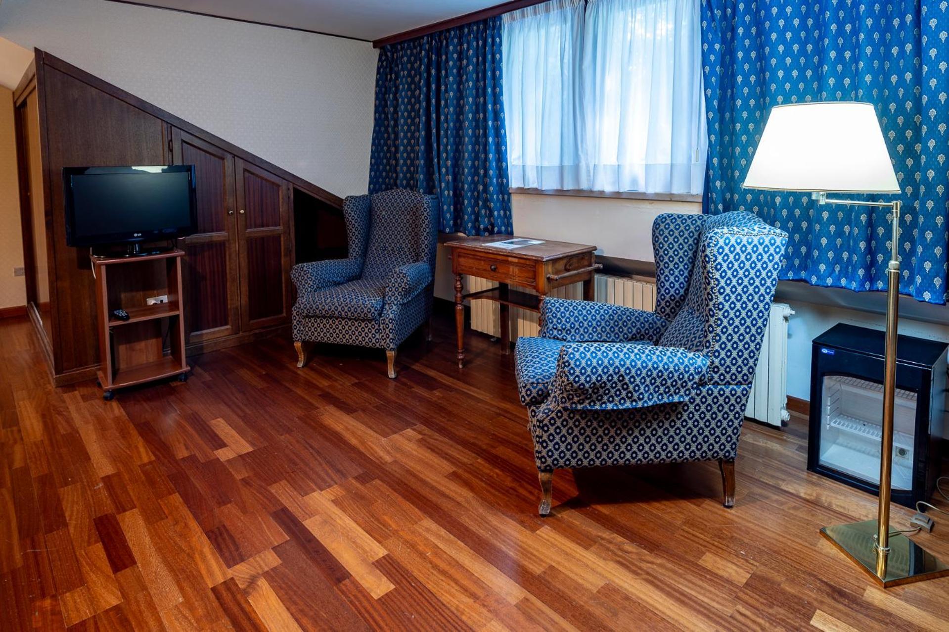 Hotel Corona & Spa Pescasseroli Ngoại thất bức ảnh