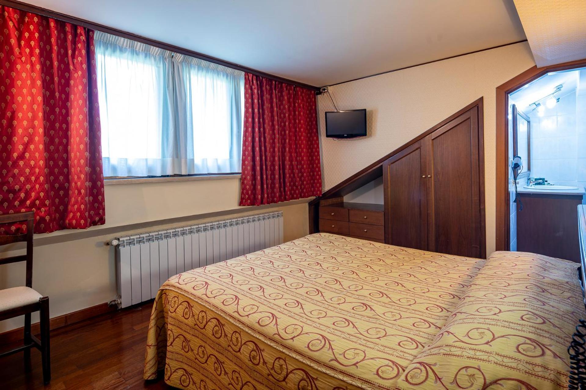 Hotel Corona & Spa Pescasseroli Ngoại thất bức ảnh