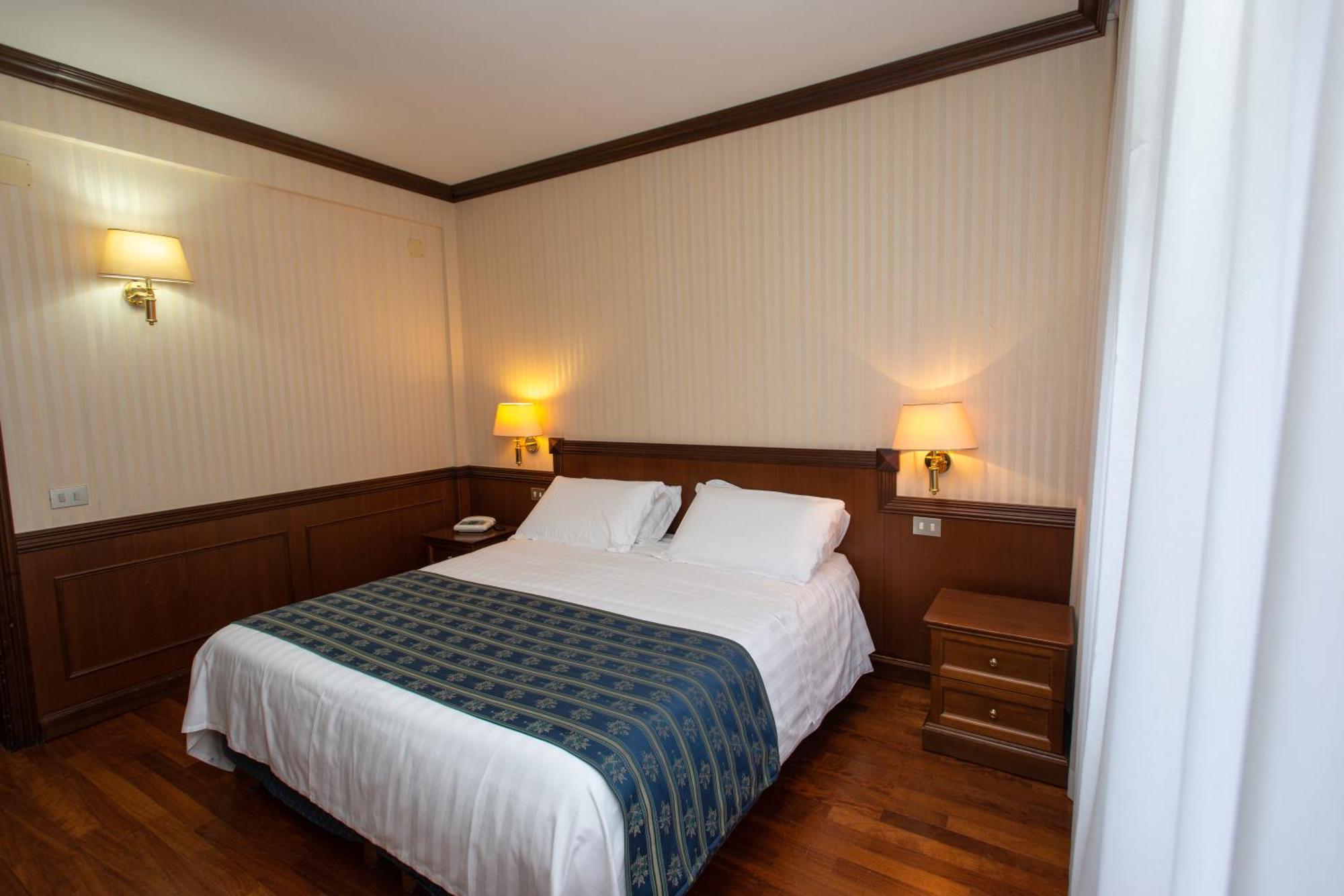 Hotel Corona & Spa Pescasseroli Ngoại thất bức ảnh